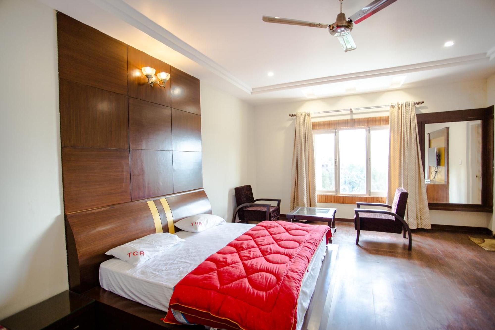 Tehri Club And Resort Chamba  Zewnętrze zdjęcie